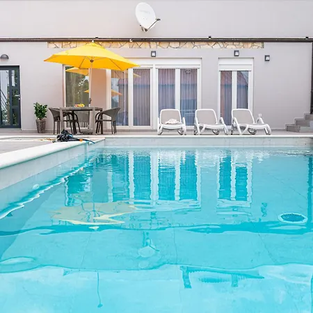 Сasa de vacaciones Haus Quadro *